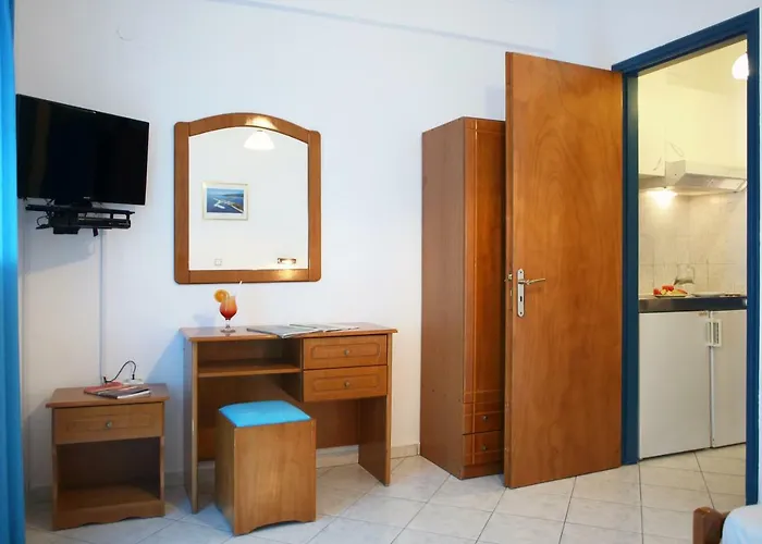 Theocharis Bros - Apartament *