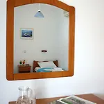 Theochari Angeliki Gp - Studios Apartments Apartman
