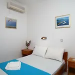Theochari Angeliki Gp - Studios Apartments Apartman *