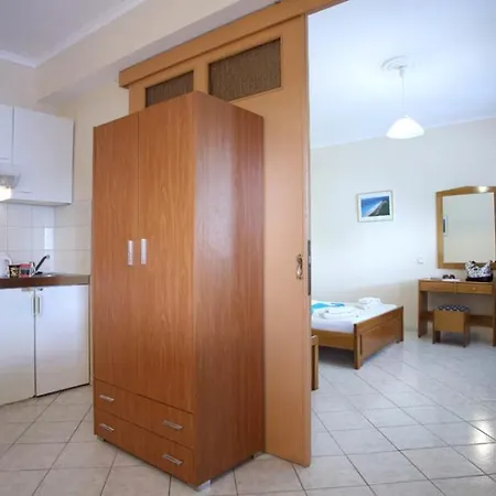 Kathisma Studios Apartments-Theochari Angeliki Gp