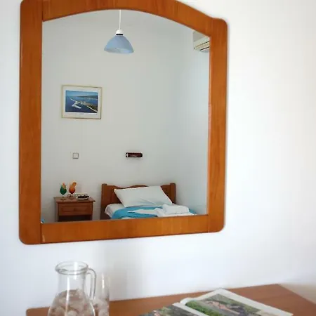 Kathisma Studios Apartments-Theochari Angeliki Gp Apartment