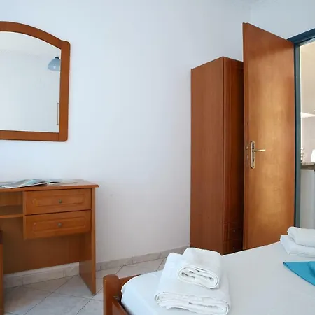Kathisma Studios Apartments-Theochari Angeliki Gp Agios Nikitas