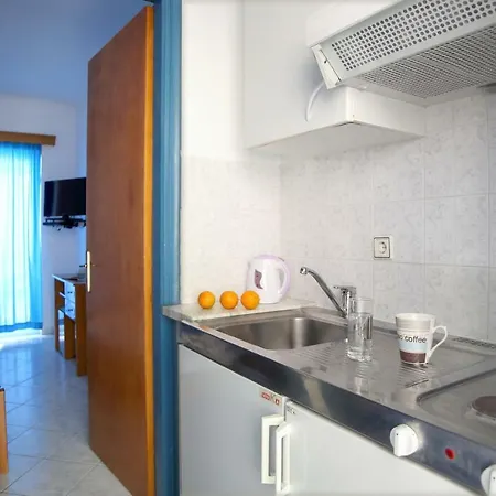 Kathisma Studios Apartments-Theochari Angeliki Gp