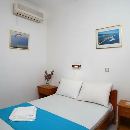 Kathisma Studios Apartments-Theochari Angeliki Gp Apartment *